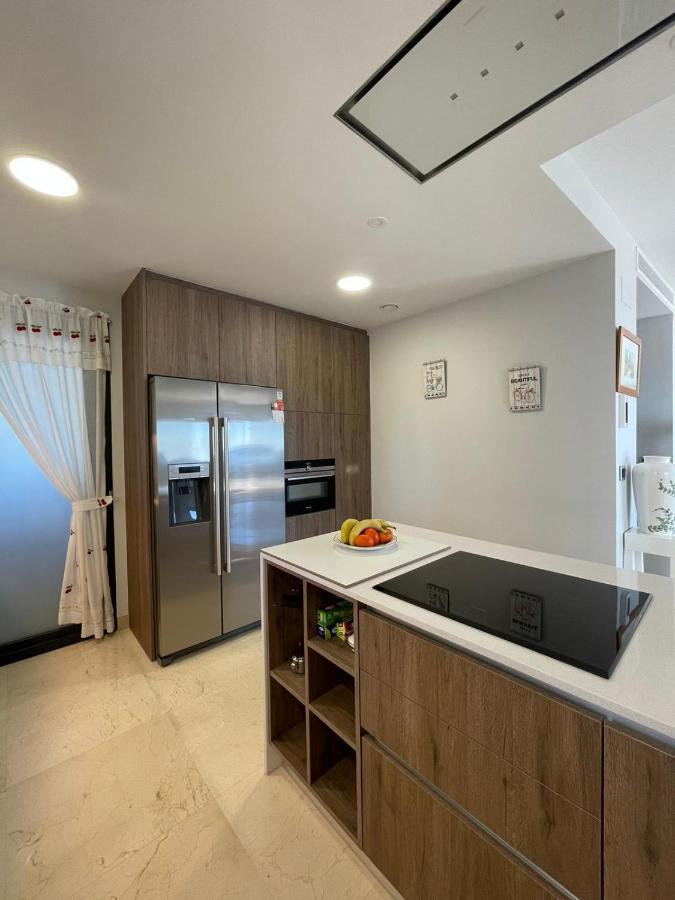 Appartement Sunset Waves Benidorm Julieta Vistas Al Mar Premium 200 Mt2 Con Jacuzzi En Terraza Extérieur photo