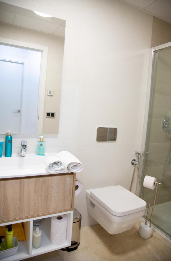 Appartement Sunset Waves Benidorm Julieta Vistas Al Mar Premium 200 Mt2 Con Jacuzzi En Terraza Extérieur photo