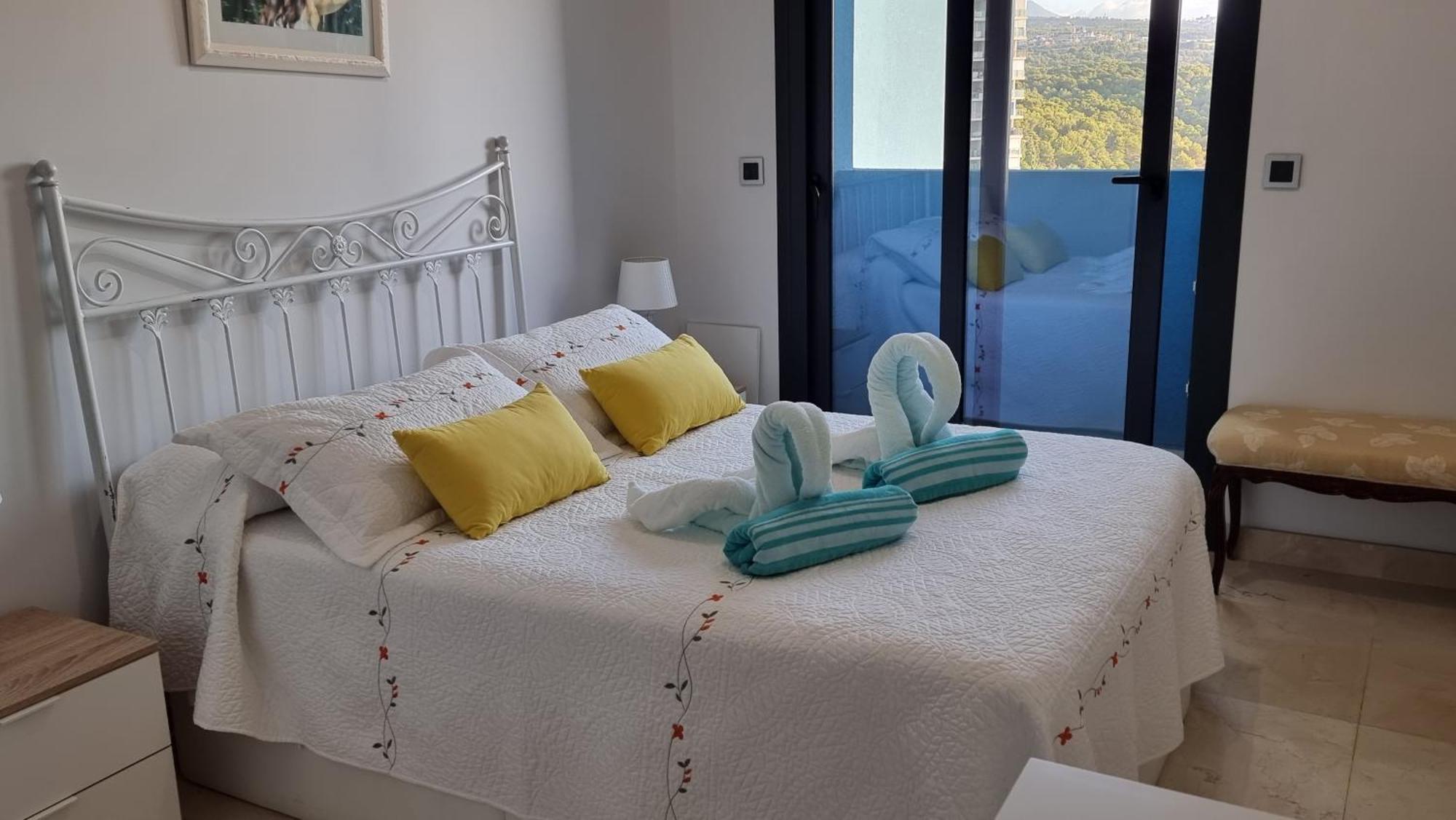 Appartement Sunset Waves Benidorm Julieta Vistas Al Mar Premium 200 Mt2 Con Jacuzzi En Terraza Extérieur photo